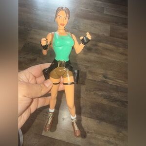 Tomb Raider Lara Croft Action Figure